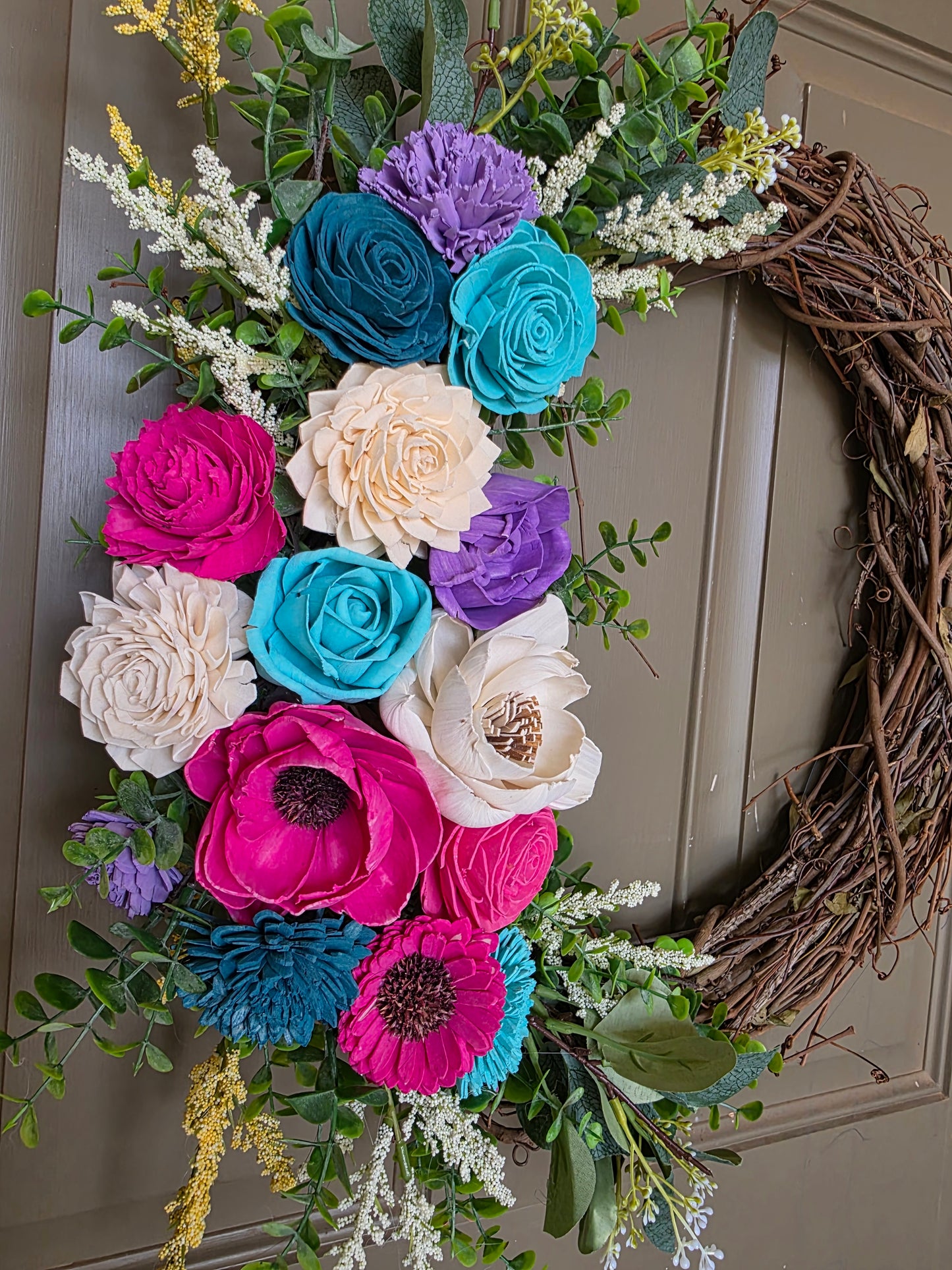 Sola Wood Flower Wreath