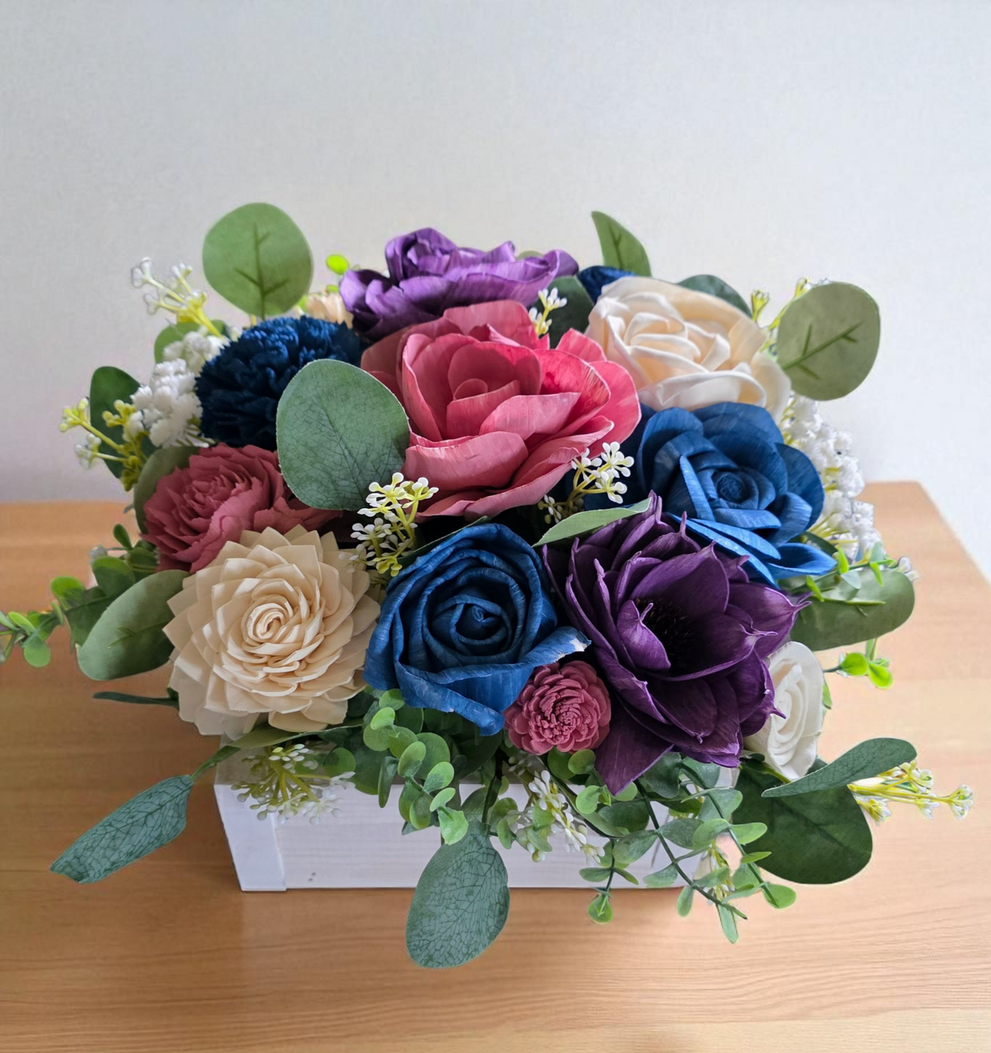 Sola Wood Flower Centerpiece