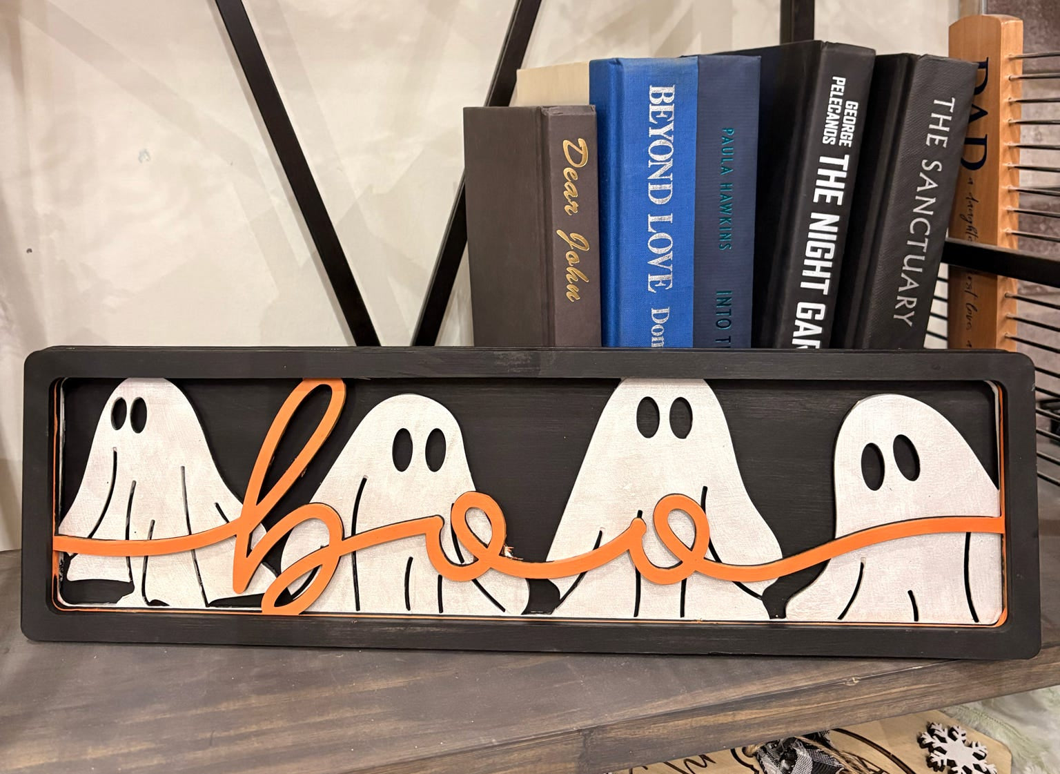 Boo ghost 4 layer chunky shelf sitter