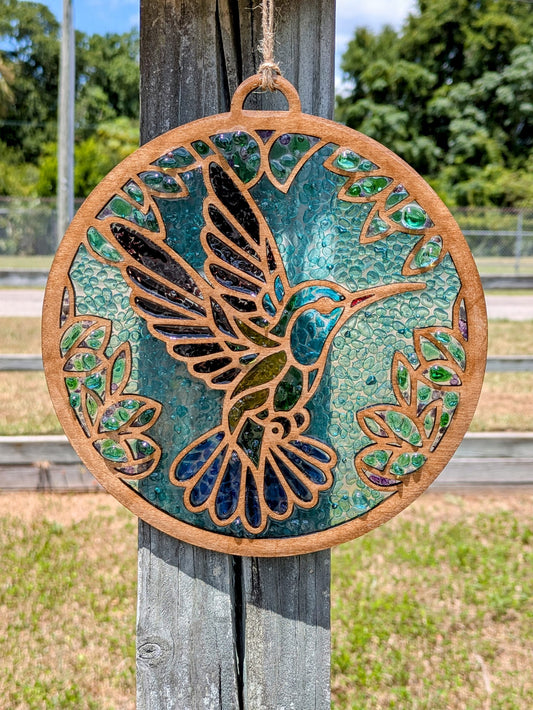 Hummingbird Crushed Glass Suncatcher – 8 Inch Round Resin Window Art CC004